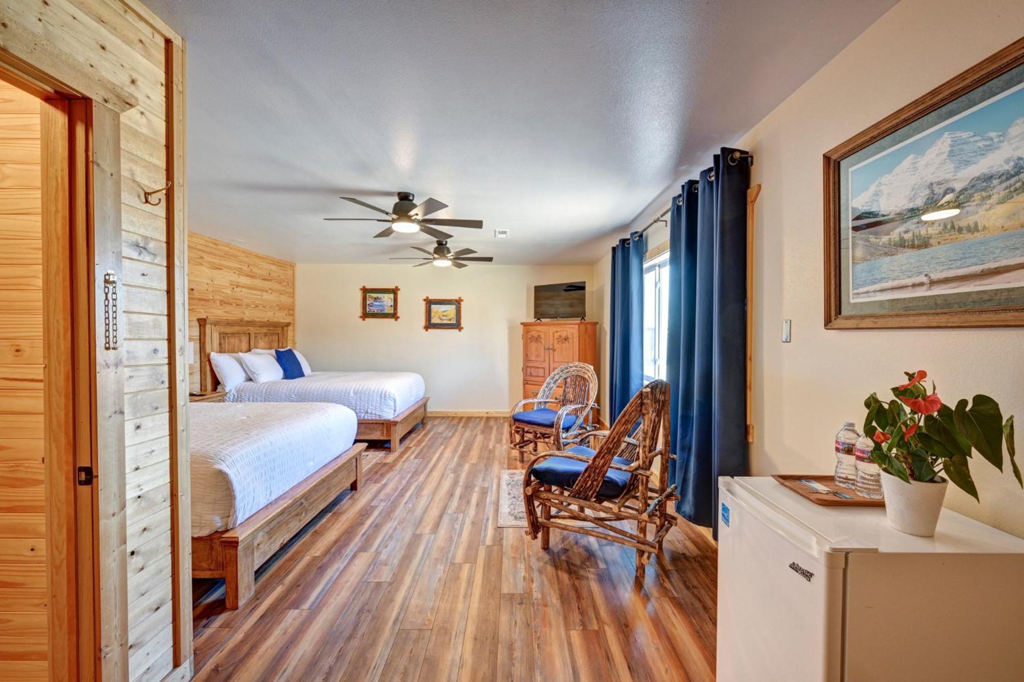 Snowy Peaks Rv Park Hotel Buena Vista Room photo