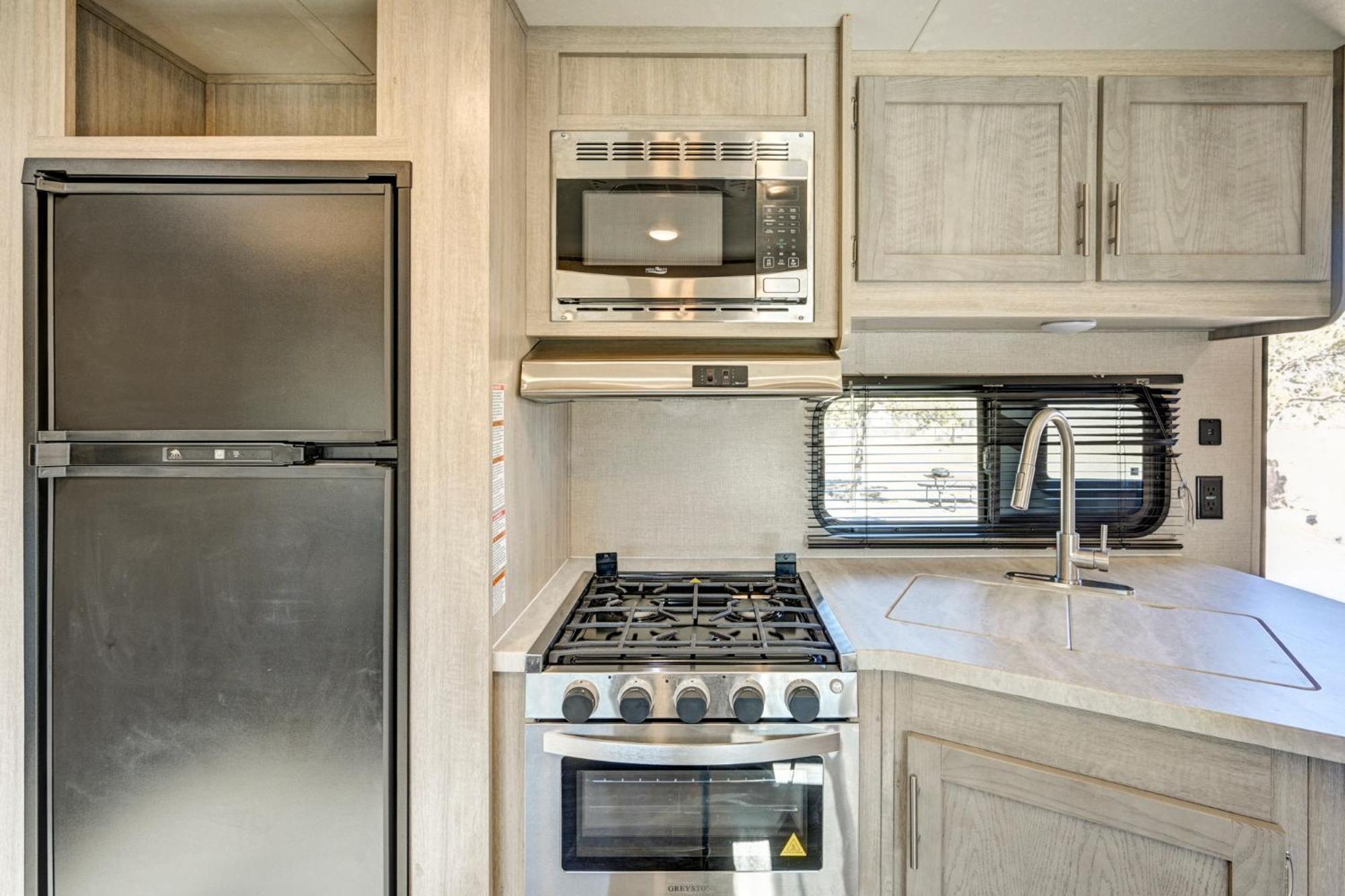 Snowy Peaks Rv Park Hotel Buena Vista Room photo